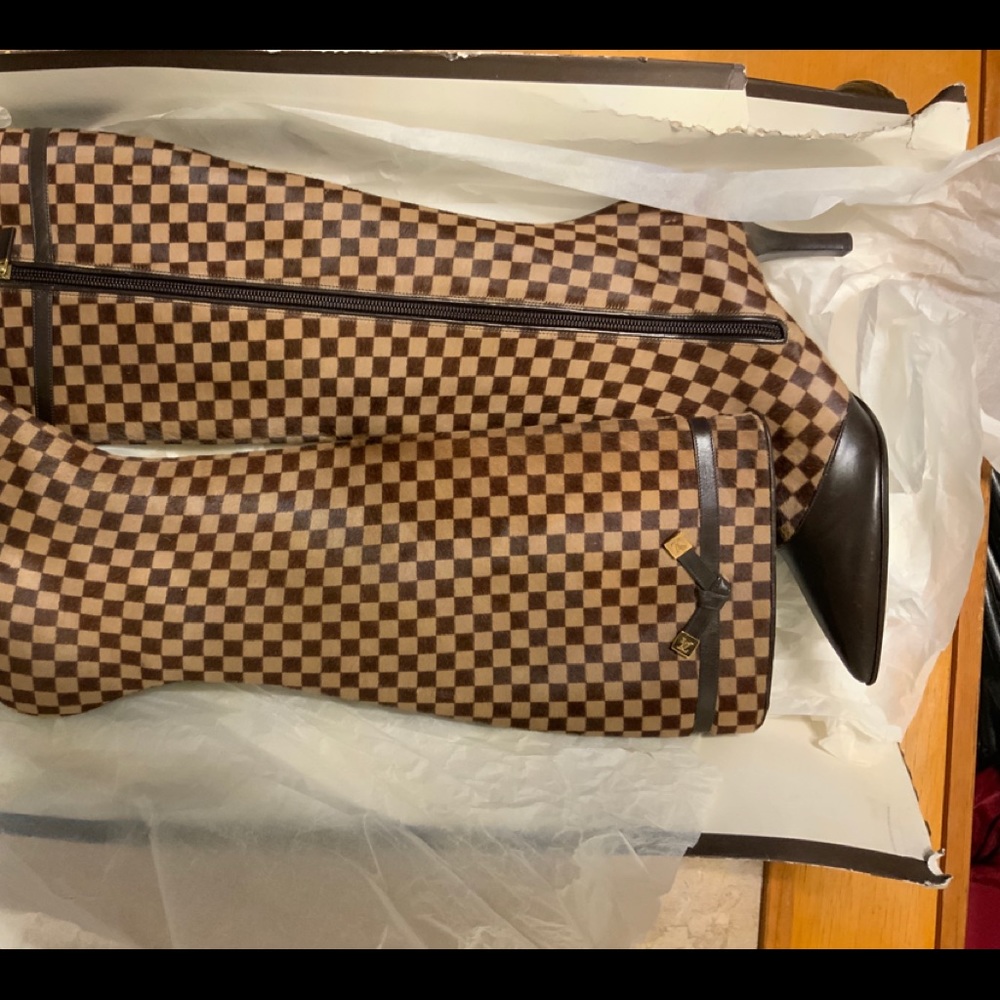 Louis Vuitton Women’s Heel Boots